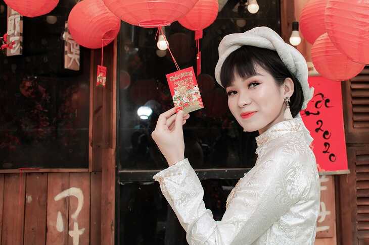 Chụp ảnh áo dài Tết ở Hà Nội bao nhiêu tiền