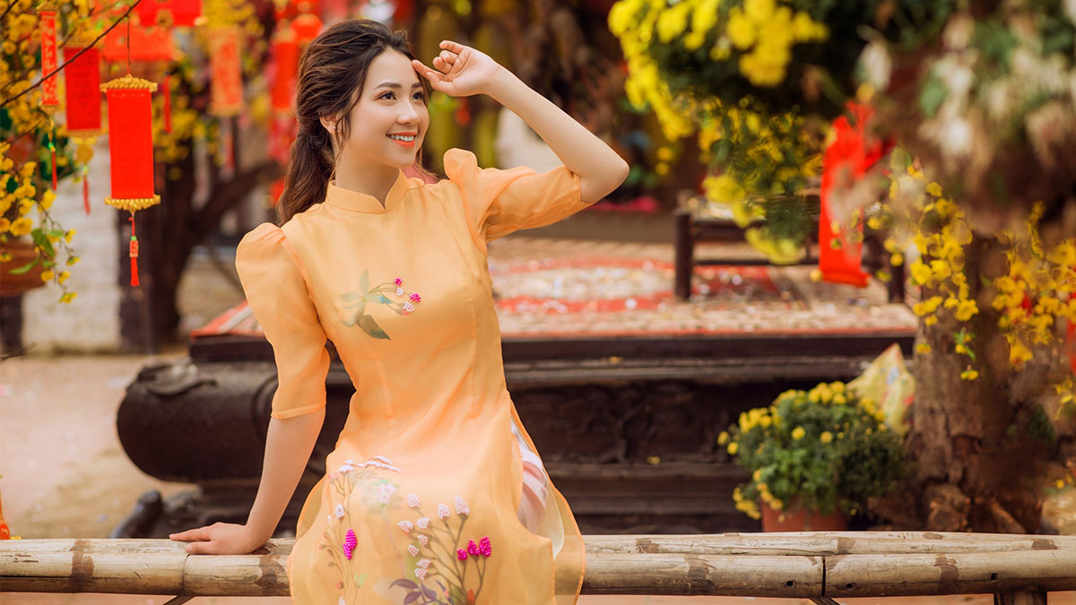kỹ thuật chụp ảnh áo dài mùa thu với ánh sáng tự nhiên tạo dáng ở hà nội