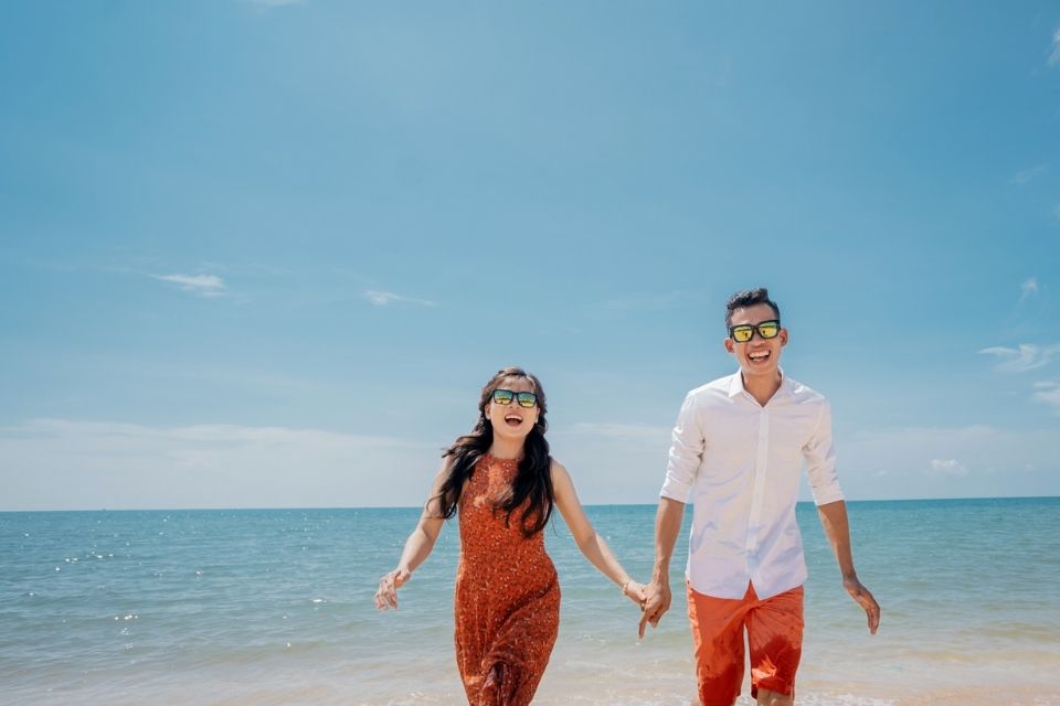 Chụp hình đi biển cho cặp đôi mang lại nét đẹp hạnh phúc Chụp hình đi biển cho cặp đôi mang lại nét đẹp hạnh phúc
