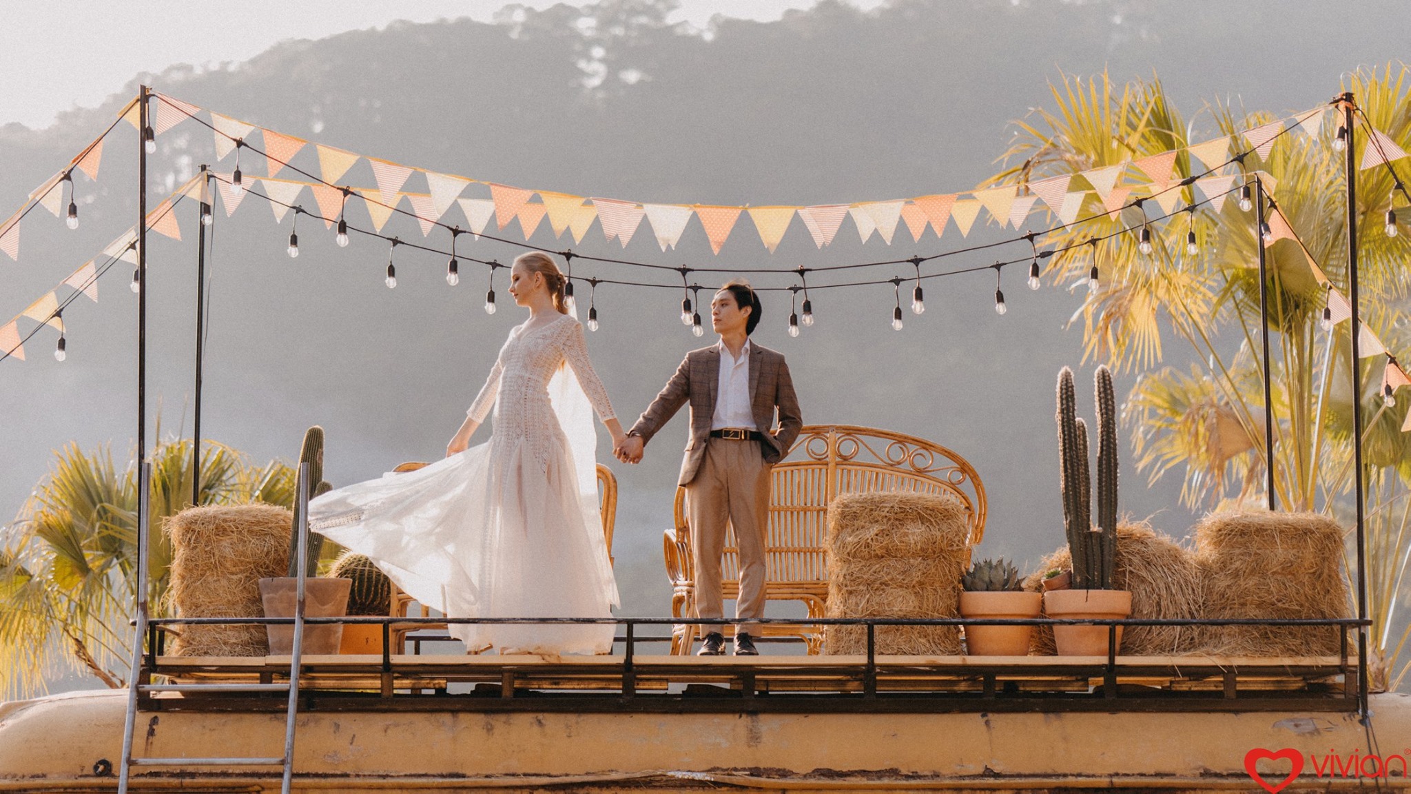 Gợi ý 10 dịch vụ ghép ảnh cưới tại Hà Nội uy tín không nên bỏ lỡ Gợi ý 10 dịch vụ ghép ảnh cưới tại Hà Nội uy tín không nên bỏ lỡ