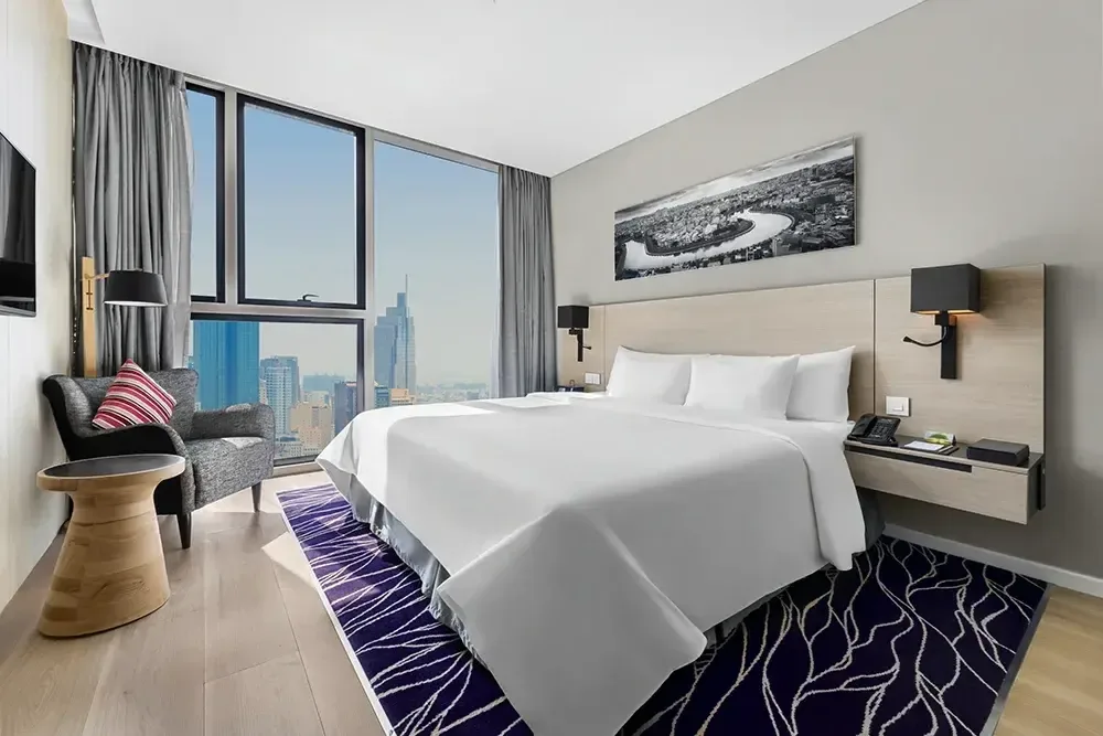 Chụp ảnh quảng cáo nhà hàng, khách sạn tại Đà Nẵng: Tôn vinh không gian và dịch vụ đẳng cấp