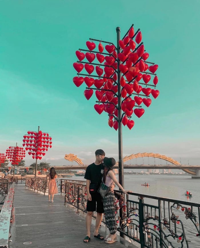 Hướng dẫn chụp ảnh cầu hôn ở Đà Nẵng từ A-Z cho các cặp đôi Hướng dẫn chụp ảnh cầu hôn ở Đà Nẵng từ A-Z cho các cặp đôi