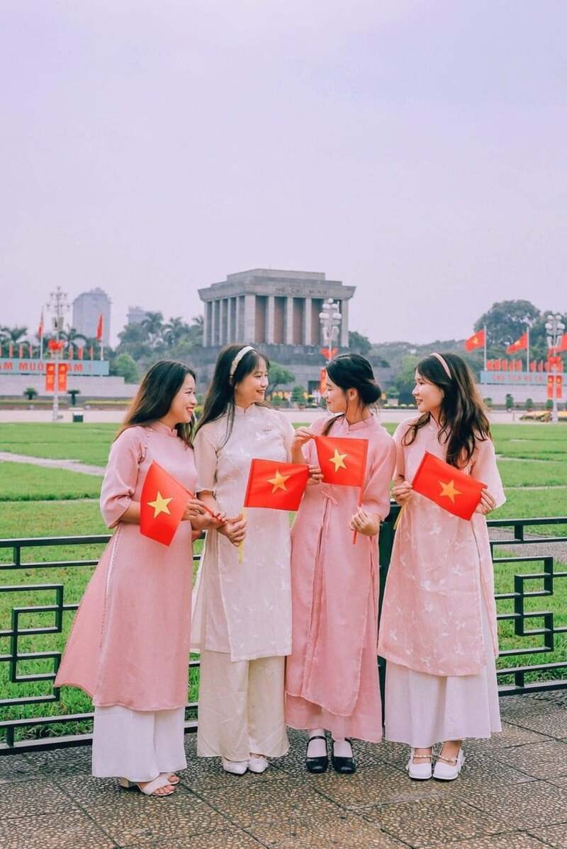 Chụp ảnh Tết 2026 chi phí thấp tại Hà Nội – Ưu đãi mới nhất