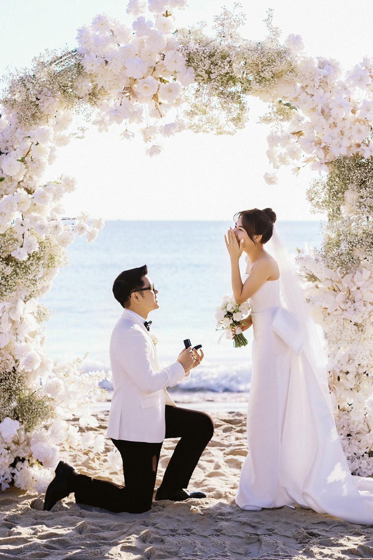 Báo giá chụp ảnh quay phim cầu hôn mới nhất – Ưu đãi hấp dẫn Báo giá chụp ảnh quay phim cầu hôn mới nhất – Ưu đãi hấp dẫn