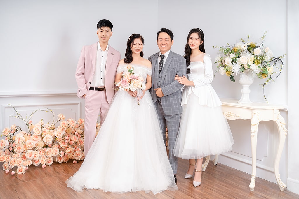 Chụp Ảnh Kỷ Niệm Ngày Cưới 2026 Phong Cách Hàn Quốc Chụp Ảnh Kỷ Niệm Ngày Cưới 2026 Phong Cách Hàn Quốc