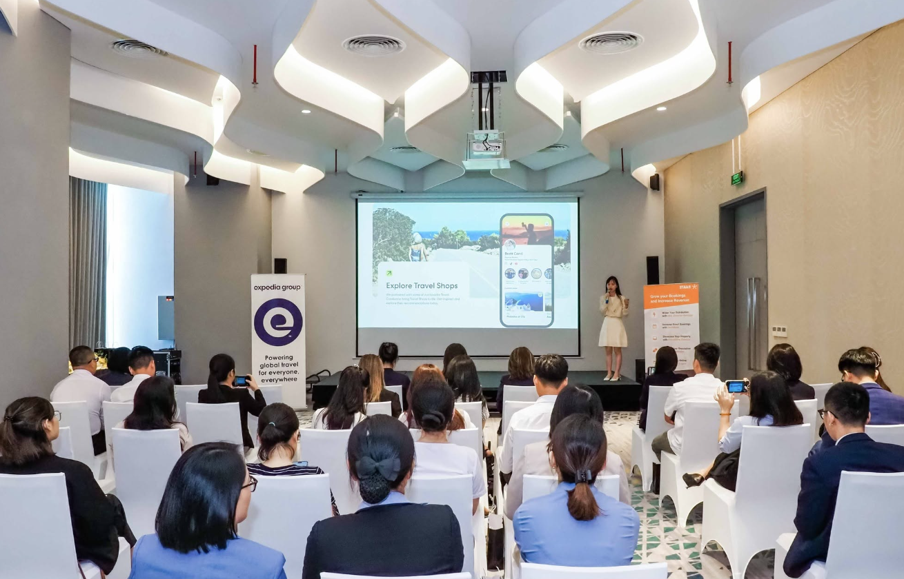 Top đơn vị chụp ảnh sự kiện tại Đà Nẵng - được khách hàng đánh giá cao 2026 Top đơn vị chụp ảnh sự kiện tại Đà Nẵng - được khách hàng đánh giá cao 2026