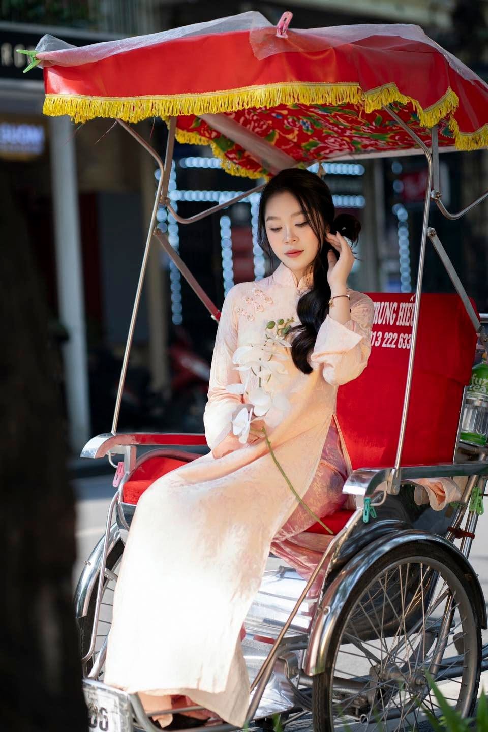 Kinh Nghiệm Chọn Thời Điểm Chụp Ảnh Áo Dài Ngoại Cảnh