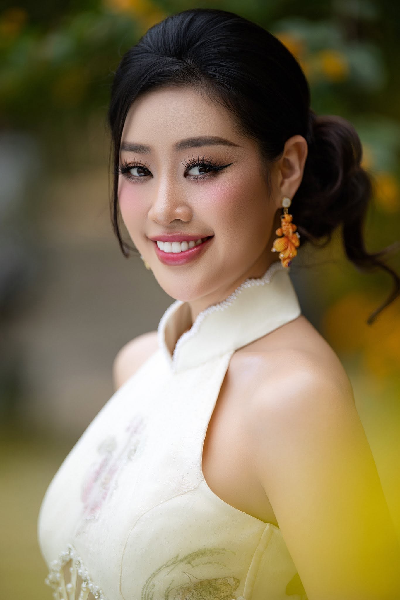 Kinh Nghiệm Chọn Thời Điểm Chụp Ảnh Áo Dài Ngoại Cảnh
