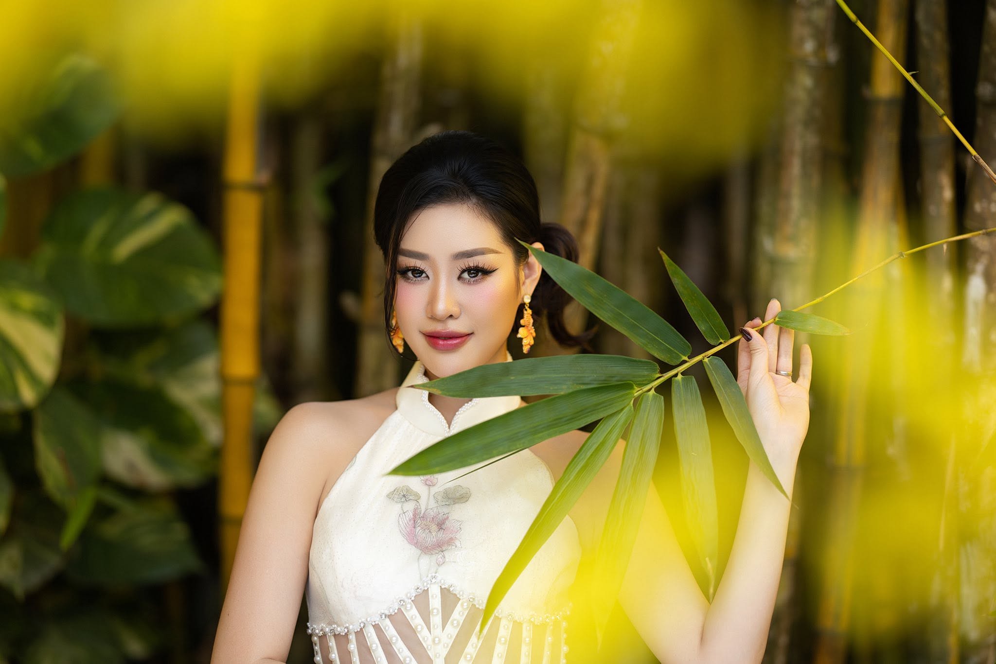 Kinh Nghiệm Chọn Thời Điểm Chụp Ảnh Áo Dài Ngoại Cảnh